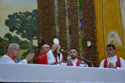 Encerramento das Novenas em louvor a Sant´Ana foi presidida pelo Bispo Dom Amilton